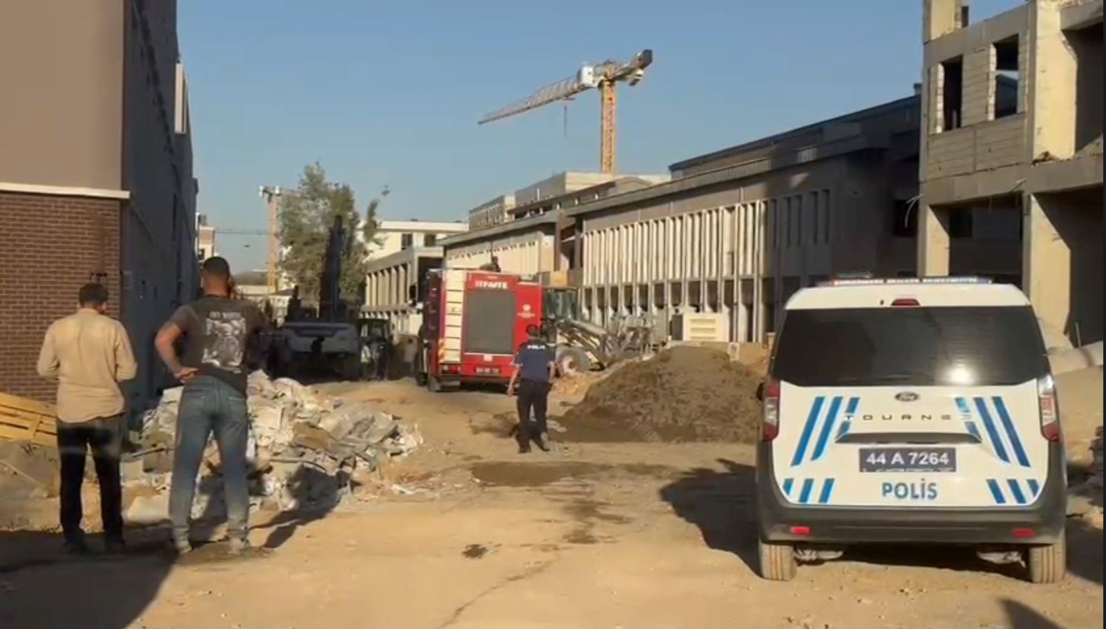 Altyapı çalışmasında göçük: 1 işçi hayatını kaybetti