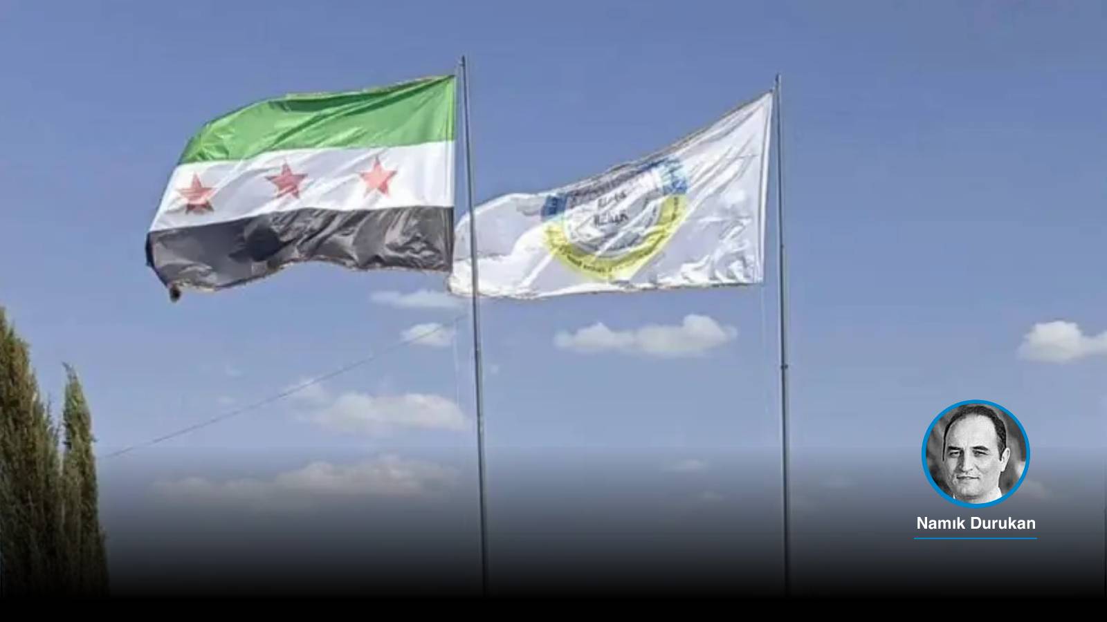 Kuzeydoğu Suriye’nin IKBY’ye açılan sınır kapısında Suriye bayrağı göndere çekildi | Şam: Tek taraflı bir eylem