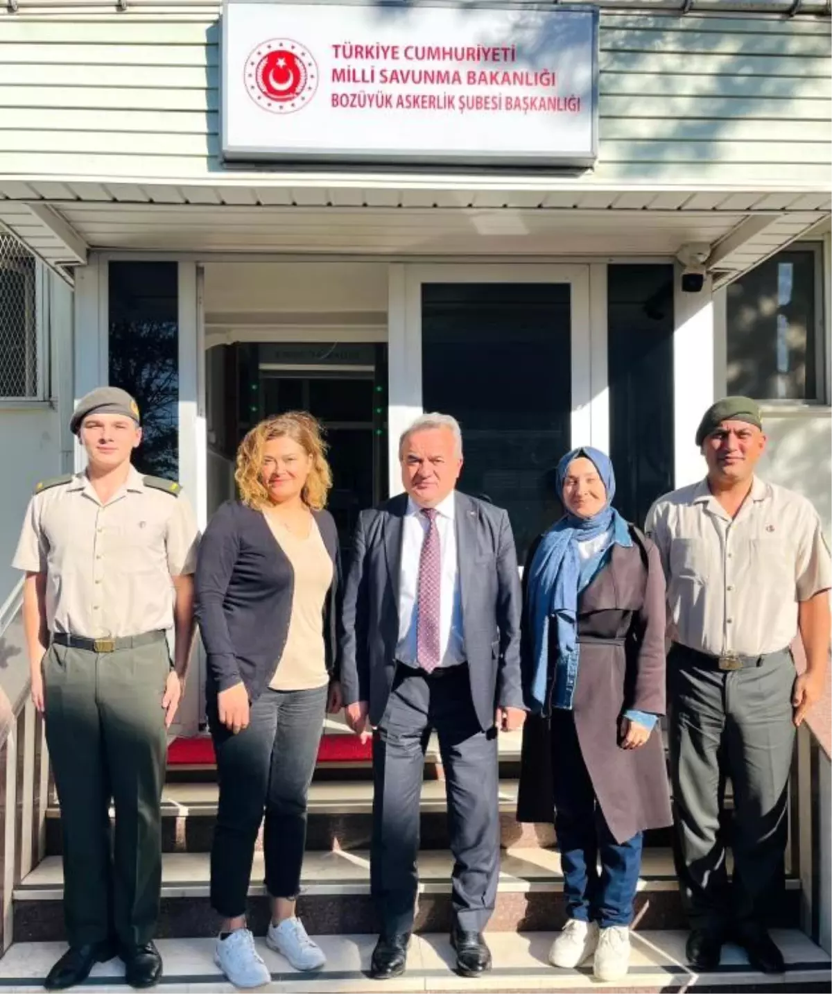Kaymakam Öztürk’ten Askerlik ve Trafik Denetleme İstasyonuna Ziyaret