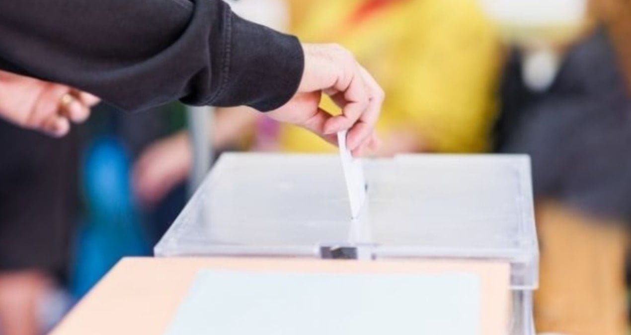 Kuzey Makedonya’da halk yerel seçim için sandık başında