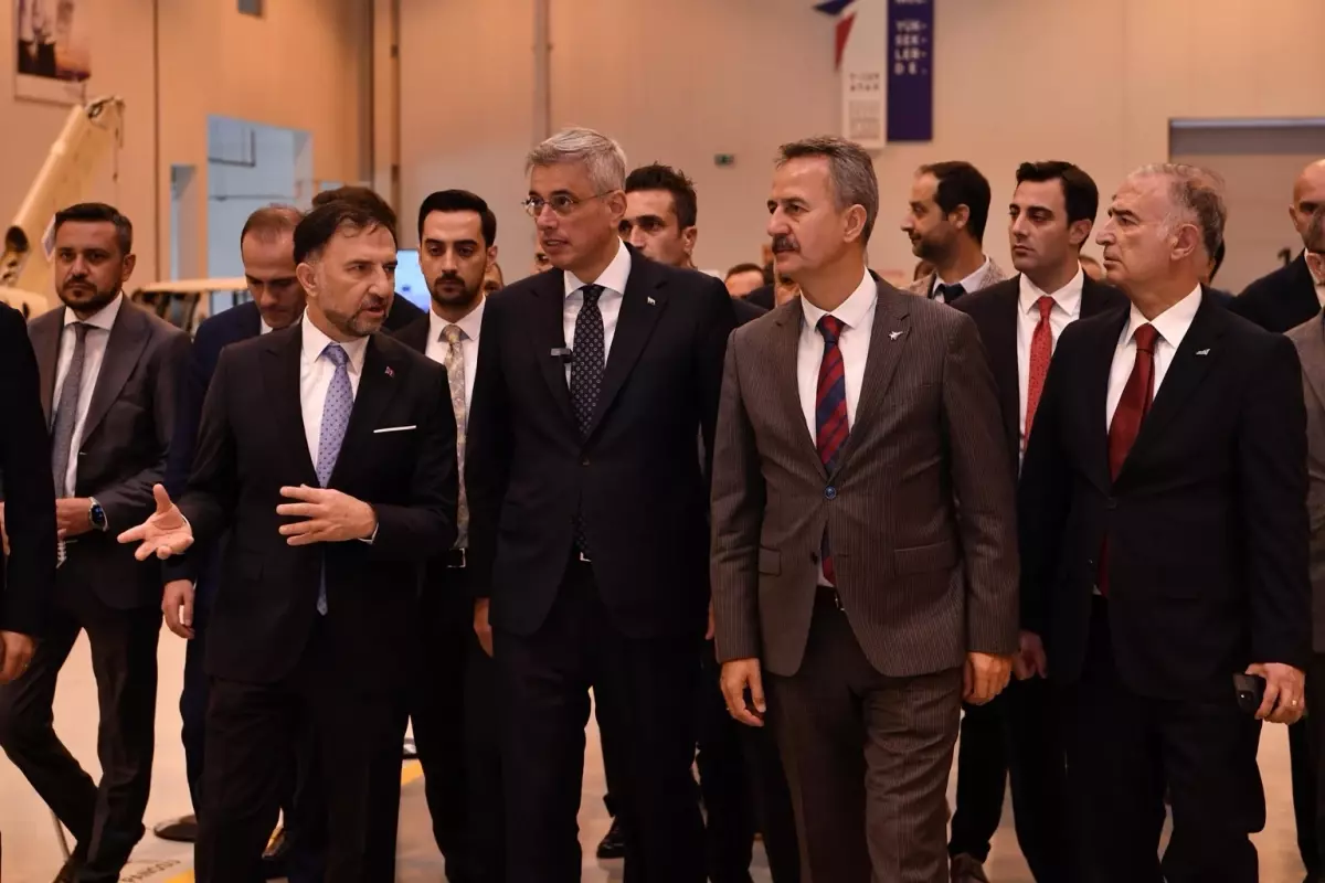 Sağlık Bakanı TUSAŞ Tesislerini Ziyaret Etti