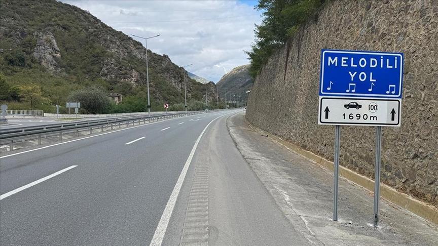 Türkiye’nin üçüncü “melodili yol uygulaması” Trabzon’da hayata geçirildi