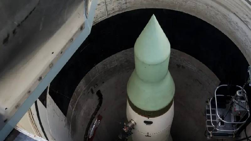 ABD yeniden nükleer bombalar mı patlatacak?