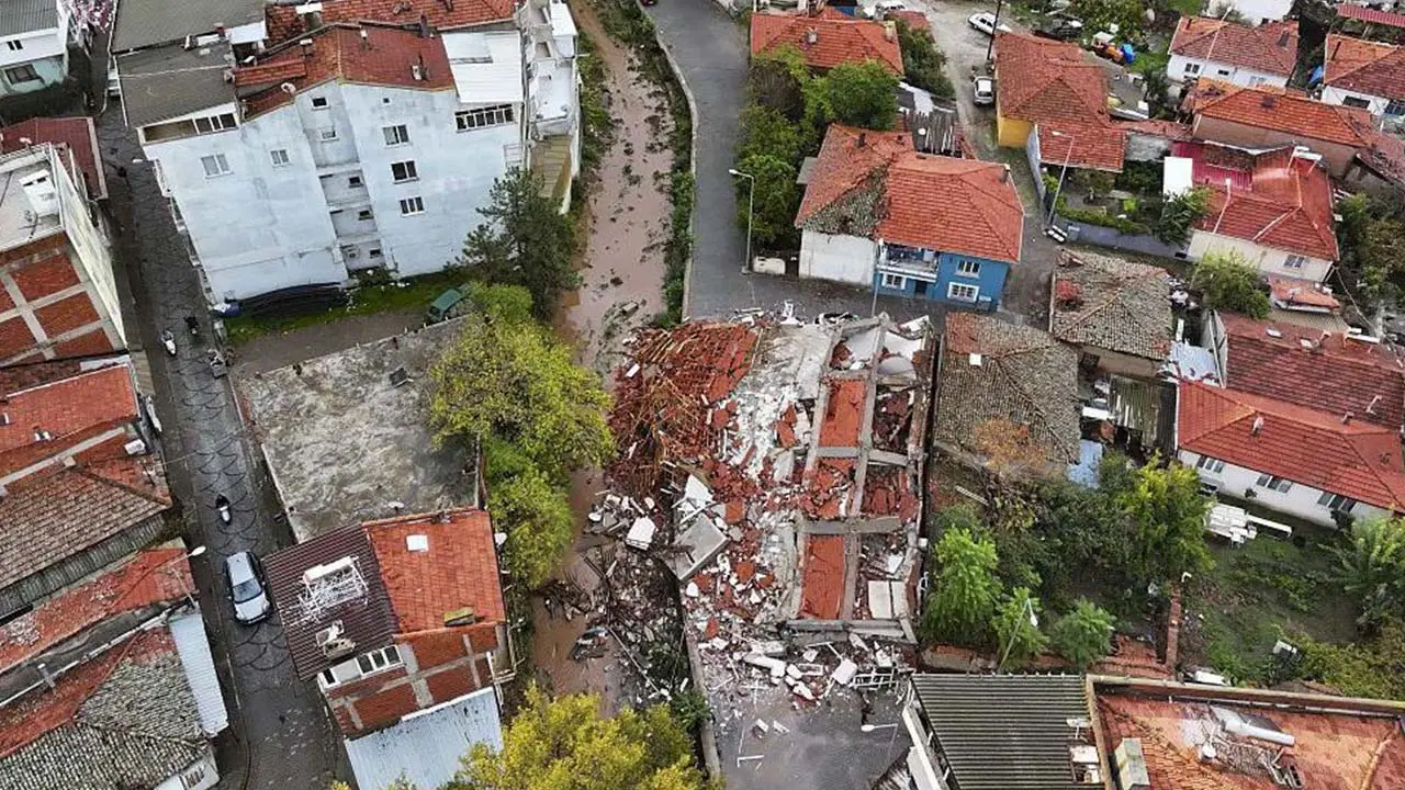 Balıkesir Sındırgı’da neden bu kadar sık deprem oluyor?