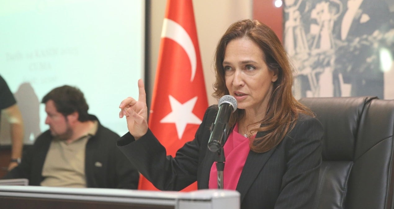 CHP’li belediye başkanı gözyaşları içinde tehdit edildiğini açıkladı