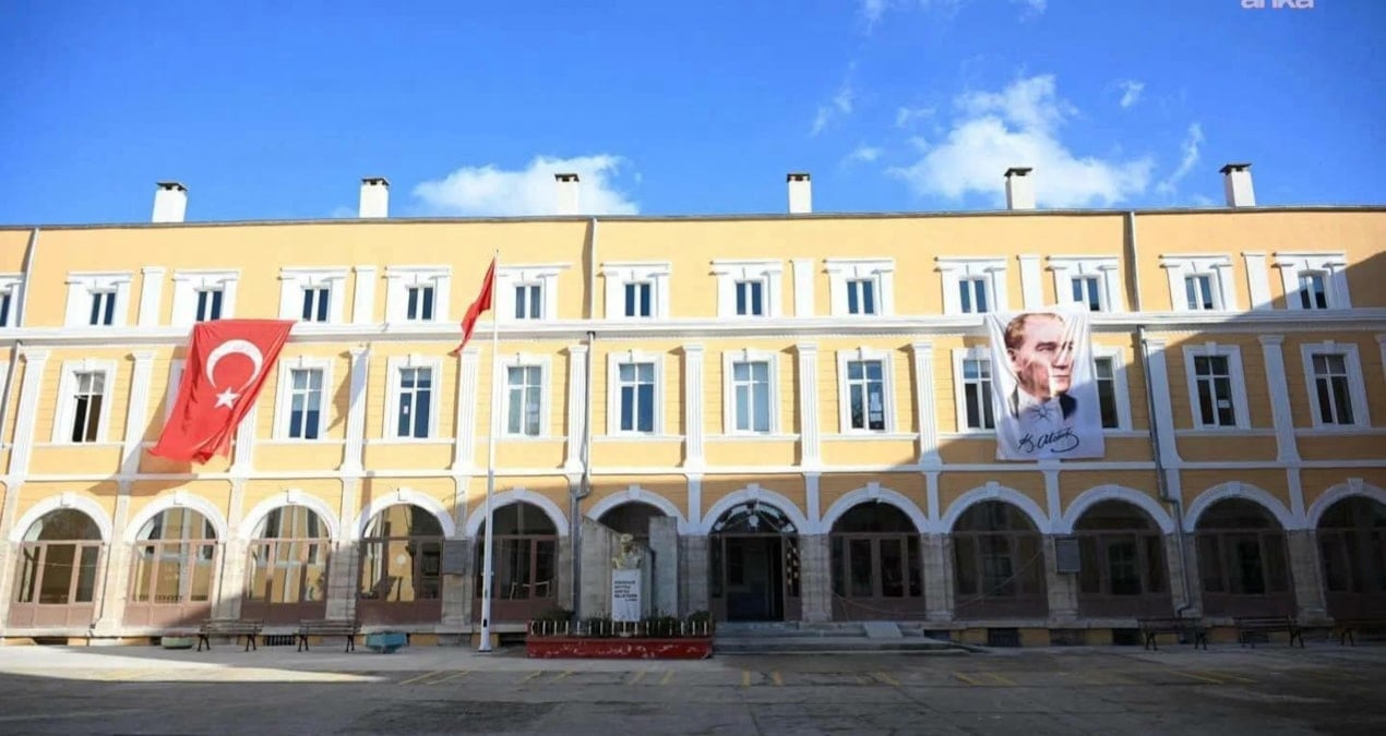 Köklü lise depreme dayanıksız çıktı yıkım kararı alındı