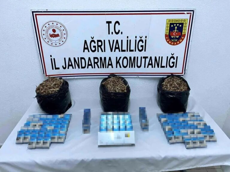 agrida-kacak-sigara-ve-safran-tohumu-ele-gecirildi-ip6Juh8P.jpg