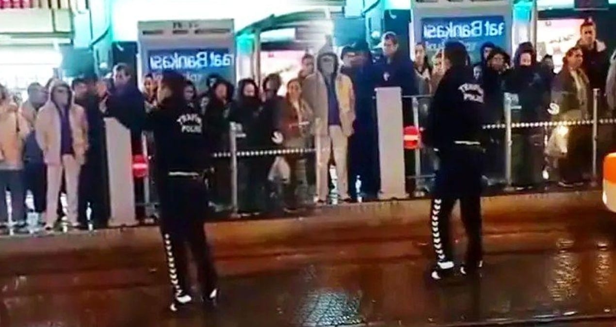 Üç partiyi bir araya getiren video