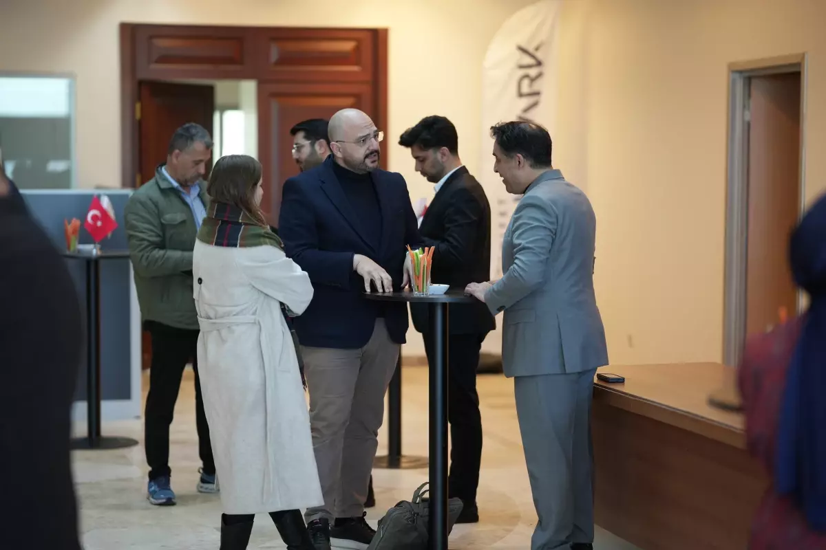 medeniyet-teknoparkta-networking-toplantisi-JiIE9cFy.jpg