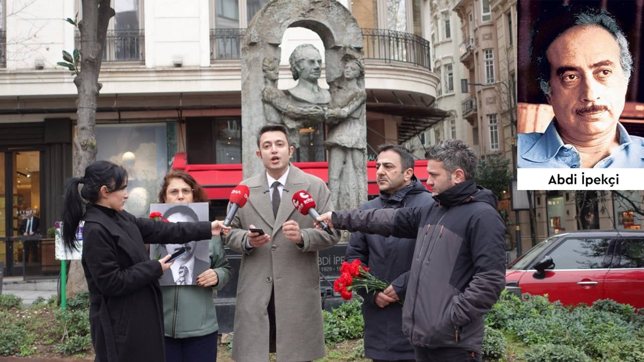 abdi-ipekci-katledildigi-yerde-anildi-xW8h6k2F.jpg