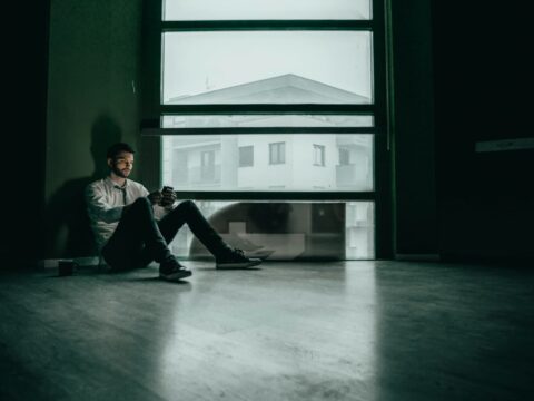 Modern Hayatta Ruh Sağlığımızı Olumsuz Etkileyen 10 Davranış